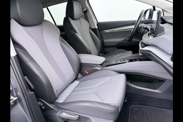 Škoda ENYAQ iV 60 SOH 94% Trekhaak Warmtepomp Navi Ecc Apple Carplay Android Auto Cruise Control Pdc Keyless Advanced Privacy Glas Led DAB Isofix Draadloze telefoonlader Rijstrooksensor 1.000KG Trekgewicht 1e Eigenaar Origineel Nederlandse Auto