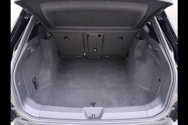 Volkswagen ID.4 1st 82Wh SOH 92,6% Navi Camera Adap.Cruise Pdc Stoel+Stuurverwarming Apple Carplay Android Auto Privacy Glas Lmv 20" Led Bluetooth Voorruitverwarming Isofix 1e Eigenaar Origineel Nederlandse Auto