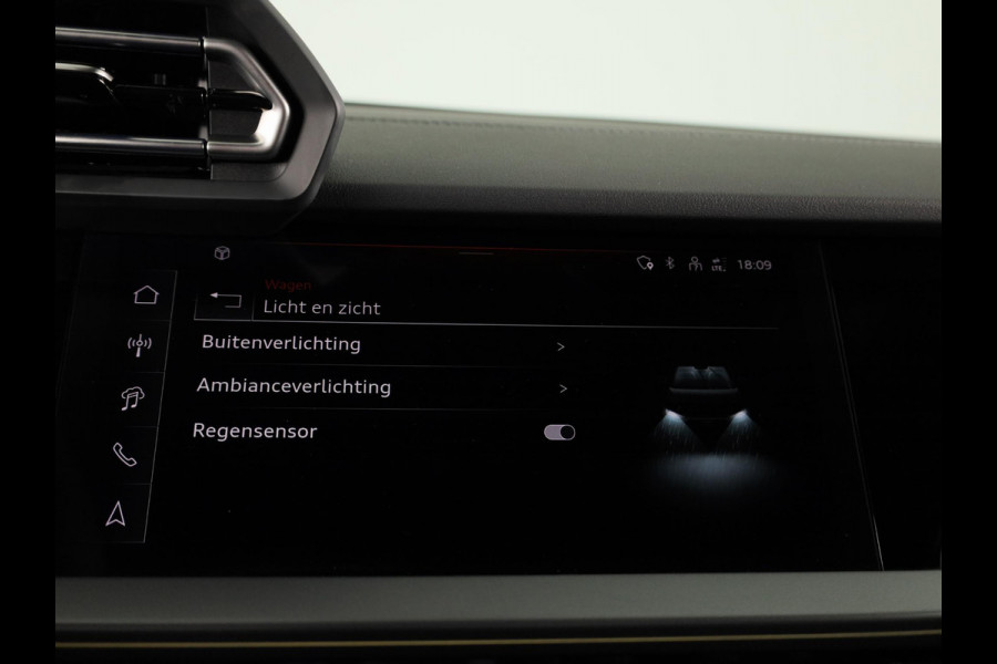 Audi A3 Sportback 40 TFSI e S edition 204 pk S-tronic | Verlengde garantie | Navigatie | Parkeersensoren (Park assist) | Achteruitrijcamera | Adaptieve cruise control | Stoelverwarming | S-Line |