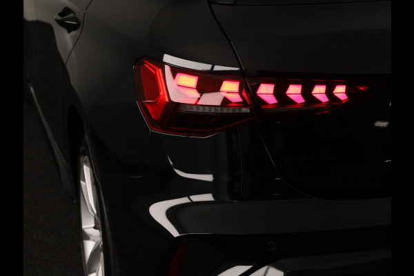 Audi A3 Sportback 40 TFSI e S edition 204 pk S-tronic | Verlengde garantie | Navigatie | Parkeersensoren (Park assist) | Achteruitrijcamera | Adaptieve cruise control | Stoelverwarming | S-Line |