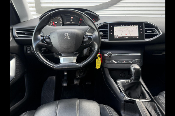 Peugeot 308 SW 1.2 PureTech Blue Lease Executive 2e Eigenaar|Navi|Clima|Cruise|Pano|Trekhaak|Carplay|PDC V+A|D-riem vv in2024|N.A.P|APK tot 04-2027