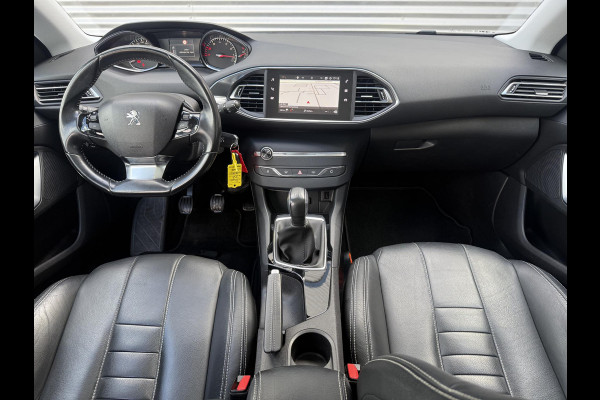 Peugeot 308 SW 1.2 PureTech Blue Lease Executive 2e Eigenaar|Navi|Clima|Cruise|Pano|Trekhaak|Carplay|PDC V+A|D-riem vv in2024|N.A.P|APK tot 04-2027