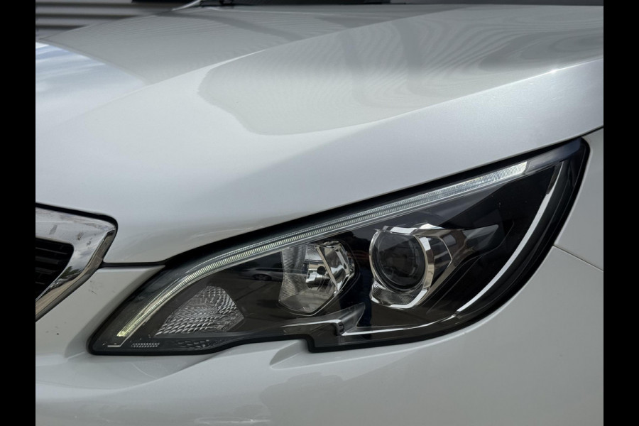Peugeot 308 SW 1.2 PureTech Blue Lease Executive 2e Eigenaar|Navi|Clima|Cruise|Pano|Trekhaak|Carplay|PDC V+A|D-riem vv in2024|N.A.P|APK tot 04-2027