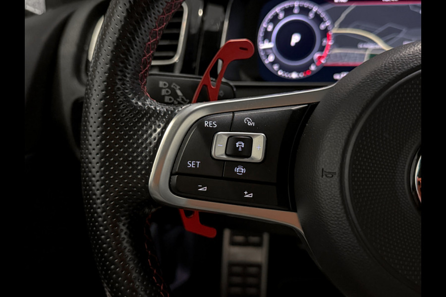 Volkswagen Golf 2.0 TSI GTI TCR |BullX-Uitlaat|Keyless|Panorama|DCC|Camera|