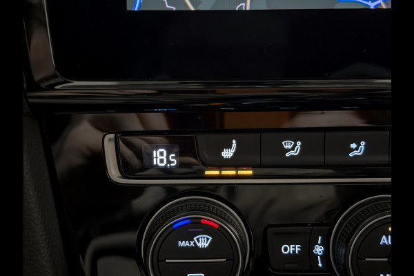 Volkswagen Golf 2.0 TSI GTI TCR |BullX-Uitlaat|Keyless|Panorama|DCC|Camera|