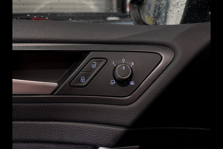 Volkswagen Golf 2.0 TSI GTI TCR |BullX-Uitlaat|Keyless|Panorama|DCC|Camera|
