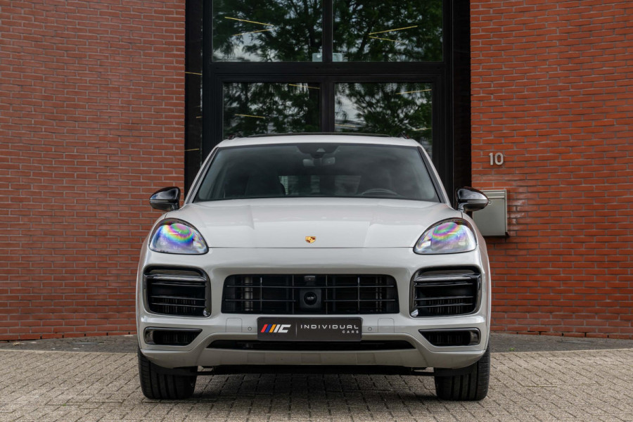 Porsche Cayenne 3.0 E-Hybrid Platinum Edition 4-Wielsturing VOLL