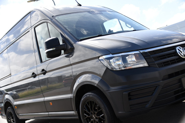 Volkswagen Crafter 35 2.0 TDI L3H3 PB Edition Camera, Cruise, Carplay, automaat, Airco, Trekhaak, Mulitmedia, 140pk, Uniek!