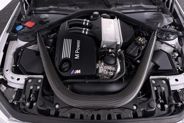 BMW 2 Serie Coupé M2 DCT Competition ( JMT UITLAAT, H&K AUDIO, STOELVERWARMING, CAMERA, ELEKTR STOELEN, DEALER ONDERHOUDEN)