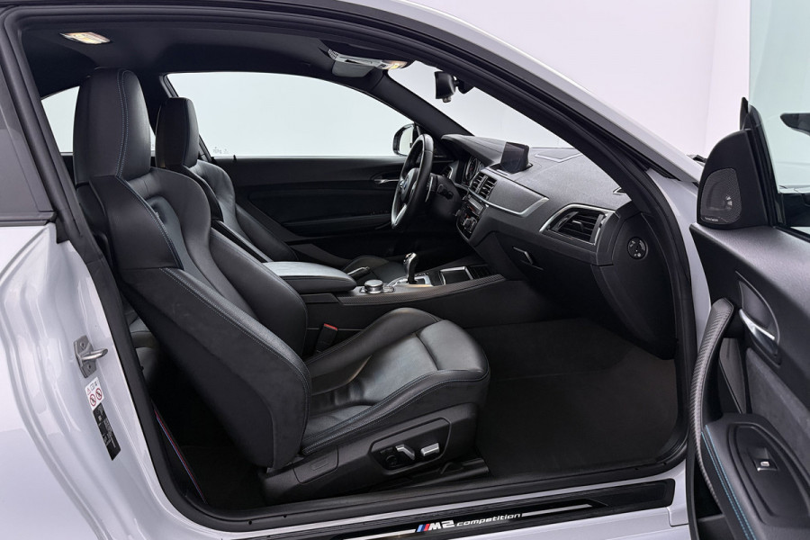 BMW 2 Serie Coupé M2 DCT Competition ( JMT UITLAAT, H&K AUDIO, STOELVERWARMING, CAMERA, ELEKTR STOELEN, DEALER ONDERHOUDEN)