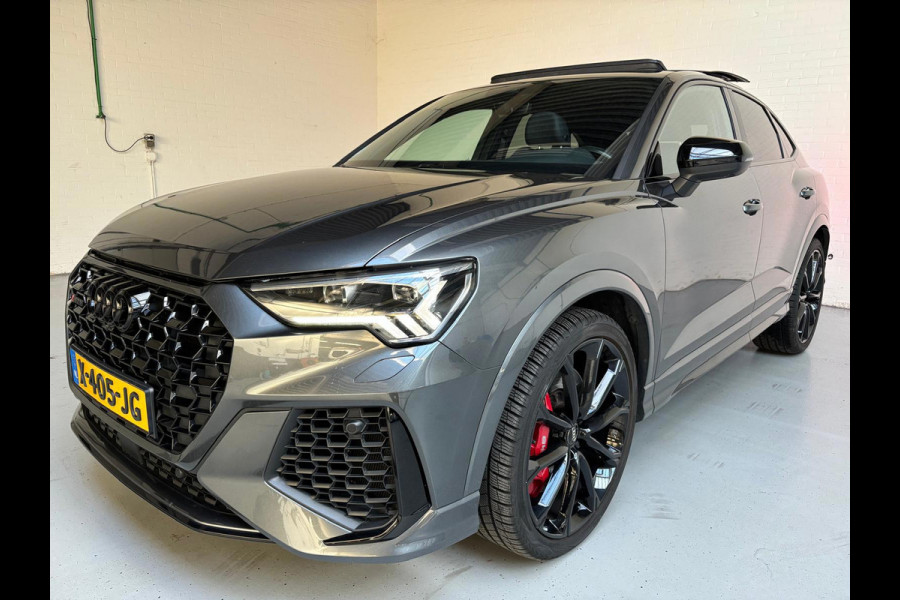 Audi RSQ3 Sportback Automaat 2.5 TFSI 400PK Quattro Daytona Grey, Black Pakket, Alcantara/Half Leder, Schuifdak, 21inch, Trekhaak