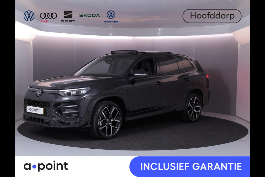Volkswagen Tayron 1.5 eHybrid R-Line Edition 204 pk Automaat (DSG) | Verlengde garantie | Navigatie | Panoramadak | Trekhaak (wegklapbaar) | Parkeersensoren (Park assist) | Achteruitrijcamera | Black Style pakket | R-Line |