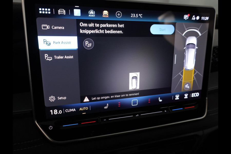 Volkswagen Tayron 1.5 eHybrid R-Line Edition 204 pk Automaat (DSG) | Verlengde garantie | Navigatie | Panoramadak | Trekhaak (wegklapbaar) | Parkeersensoren (Park assist) | Achteruitrijcamera | Black Style pakket | R-Line |