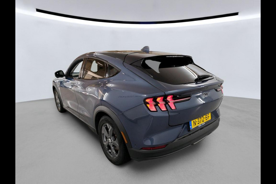 Ford Mustang Mach-E RWD 75 kWh NL-AUTO | LEDER | Bang & Olufsen