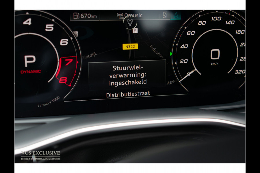 Audi RSQ8 4.0 TFSI quattro 700PK URBAN|FULL CARBON|23" Vossen|Ceramic|RS Dynamic|B&O 3D Advanced||ACC|Uitlaatsysteem|Keyless|Softclose|Standkachel|360°
