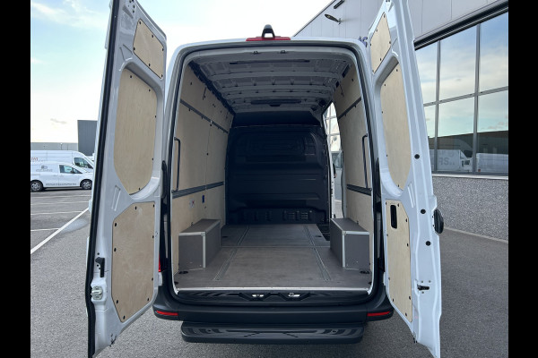 Mercedes-Benz Sprinter 317 CDI L2 H2 360 Camera / MBUX / Navigatie / Parkeersensors / Cruise control / Airco / 270 Graden achterdeuren