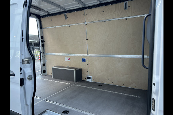 Mercedes-Benz Sprinter 317 CDI L2 H2 360 Camera / MBUX / Navigatie / Parkeersensors / Cruise control / Airco / 270 Graden achterdeuren