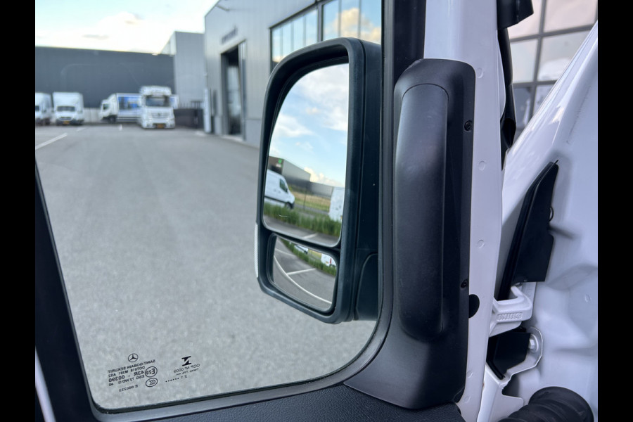 Mercedes-Benz Sprinter 317 CDI L2 H2 360 Camera / MBUX / Navigatie / Parkeersensors / Cruise control / Airco / 270 Graden achterdeuren