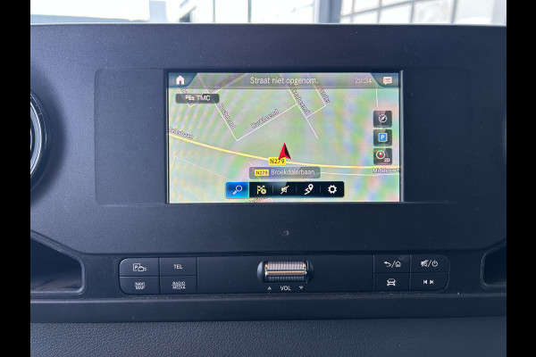 Mercedes-Benz Sprinter 317 CDI L2 H2 360 Camera / MBUX / Navigatie / Parkeersensors / Cruise control / Airco / 270 Graden achterdeuren