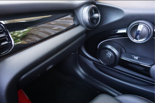 MINI Cabrio 1.5 Cooper Resolute Edition. Navi Leder Camera Stoel+Stuur verwarming