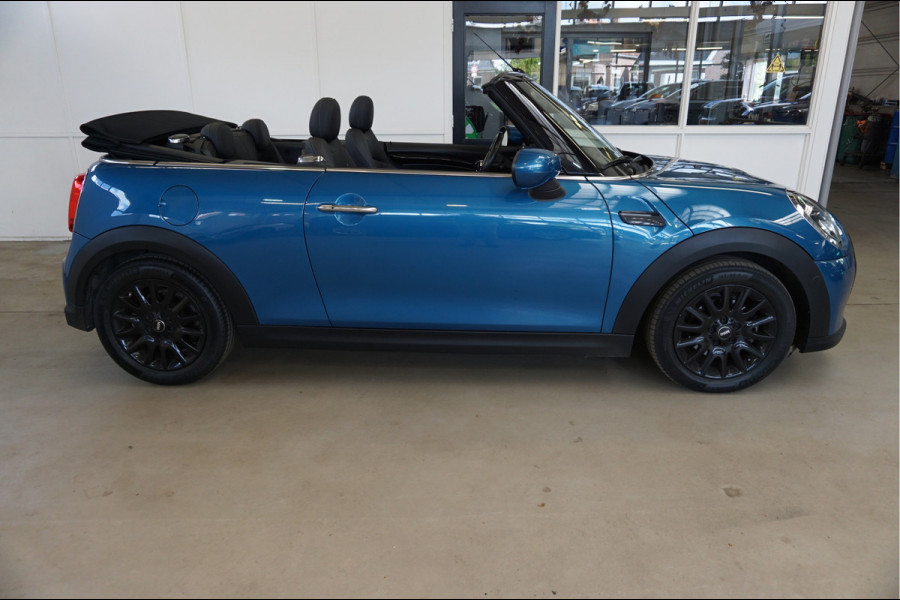 MINI Cabrio 1.5 Cooper Resolute Edition. Navi Leder Camera Stoel+Stuur verwarming