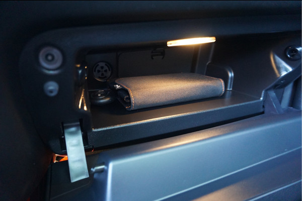 MINI Cabrio 1.5 Cooper Resolute Edition. Navi Leder Camera Stoel+Stuur verwarming