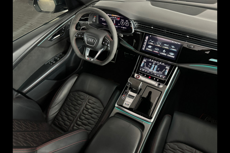 Audi RSQ8 4.0 TFSI quattro Pano|Ceramic|HuD|B&O|Trekh|Massage