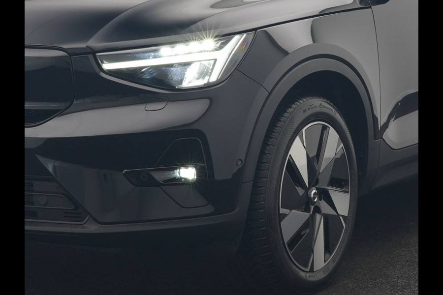 Volvo XC40 Single Motor Extended Range Ultimate 82 kWh 252pk Dealer O.H. | Panodak | Adaptive Cruise | 360 Camera | Harman / Kardon | Warmtepomp | Sportstoelen Memory & Verwarmd | Google Assistent | Keyless | Blis | Stuur Verwarmd | Apple Carplay | DAB | 19"L.M |