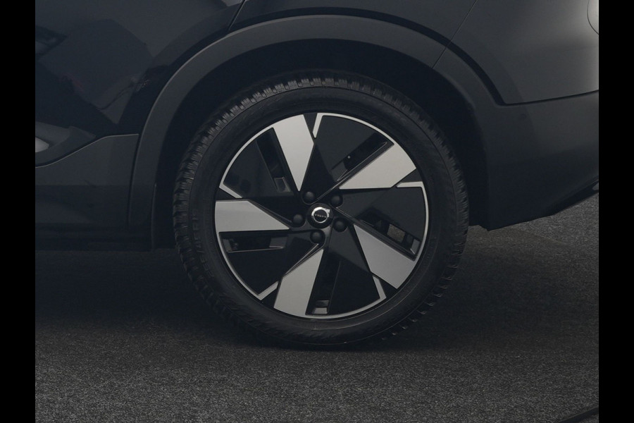 Volvo XC40 Single Motor Extended Range Ultimate 82 kWh 252pk Dealer O.H. | Panodak | Adaptive Cruise | 360 Camera | Harman / Kardon | Warmtepomp | Sportstoelen Memory & Verwarmd | Google Assistent | Keyless | Blis | Stuur Verwarmd | Apple Carplay | DAB | 19"L.M |