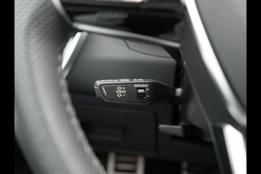 Audi A6 Avant 50 TFSI e Quattro 2x S Line PHEV 300pk Dealer O.H. | Trekhaak Af Fabriek | Panodak | Adaptive Cruise | Camera | Lederen Sportstoelen & Stuur Verwarmd | Blis | Sfeerverlichting | Apple Carplay | Navigatie | DAB | Plug In Hybrid |
