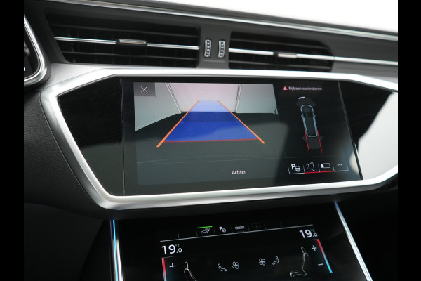 Audi A6 Avant 50 TFSI e Quattro 2x S Line PHEV 300pk Dealer O.H. | Trekhaak Af Fabriek | Panodak | Adaptive Cruise | Camera | Lederen Sportstoelen & Stuur Verwarmd | Blis | Sfeerverlichting | Apple Carplay | Navigatie | DAB | Plug In Hybrid |