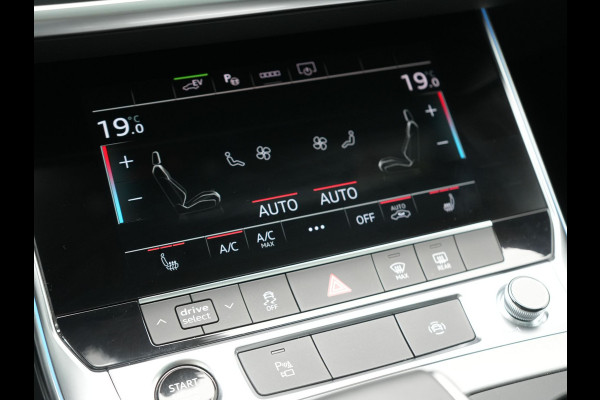 Audi A6 Avant 50 TFSI e Quattro 2x S Line PHEV 300pk Dealer O.H. | Trekhaak Af Fabriek | Panodak | Adaptive Cruise | Camera | Lederen Sportstoelen & Stuur Verwarmd | Blis | Sfeerverlichting | Apple Carplay | Navigatie | DAB | Plug In Hybrid |