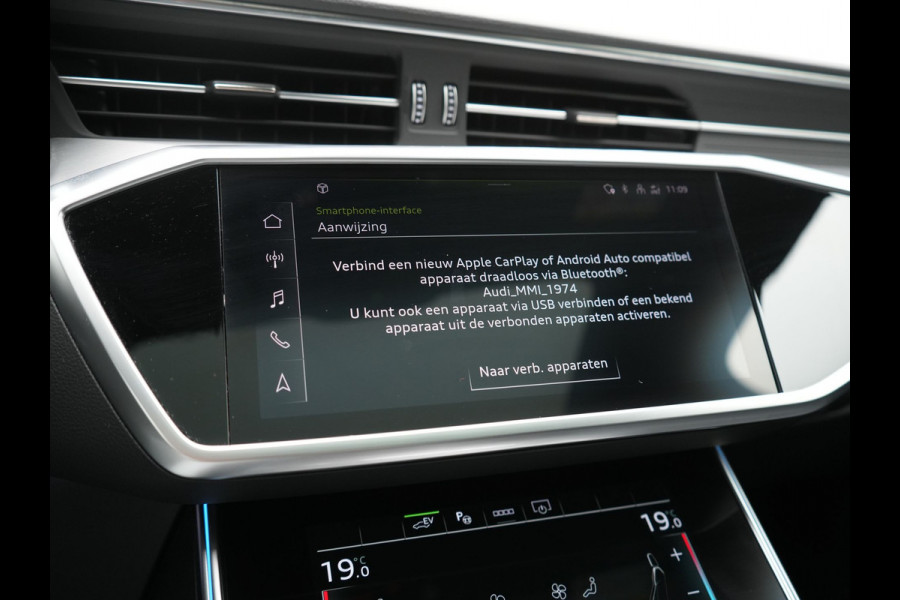 Audi A6 Avant 50 TFSI e Quattro 2x S Line PHEV 300pk Dealer O.H. | Trekhaak Af Fabriek | Panodak | Adaptive Cruise | Camera | Lederen Sportstoelen & Stuur Verwarmd | Blis | Sfeerverlichting | Apple Carplay | Navigatie | DAB | Plug In Hybrid |