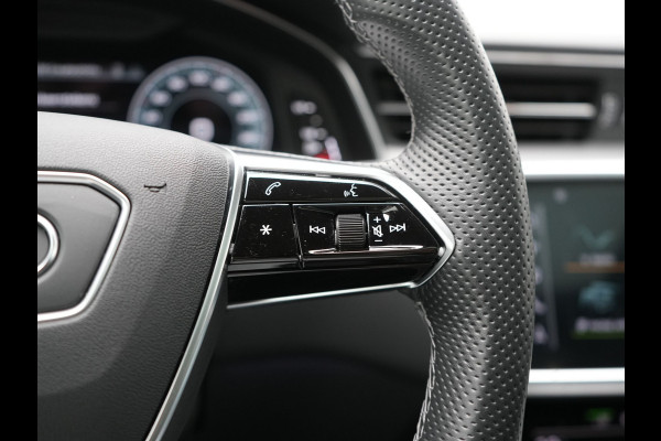 Audi A6 Avant 50 TFSI e Quattro 2x S Line PHEV 300pk Dealer O.H. | Trekhaak Af Fabriek | Panodak | Adaptive Cruise | Camera | Lederen Sportstoelen & Stuur Verwarmd | Blis | Sfeerverlichting | Apple Carplay | Navigatie | DAB | Plug In Hybrid |