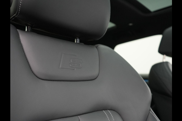 Audi A6 Avant 50 TFSI e Quattro 2x S Line PHEV 300pk Dealer O.H. | Trekhaak Af Fabriek | Panodak | Adaptive Cruise | Camera | Lederen Sportstoelen & Stuur Verwarmd | Blis | Sfeerverlichting | Apple Carplay | Navigatie | DAB | Plug In Hybrid |