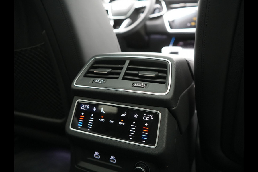 Audi A6 Avant 50 TFSI e Quattro 2x S Line PHEV 300pk Dealer O.H. | Trekhaak Af Fabriek | Panodak | Adaptive Cruise | Camera | Lederen Sportstoelen & Stuur Verwarmd | Blis | Sfeerverlichting | Apple Carplay | Navigatie | DAB | Plug In Hybrid |
