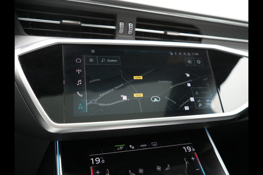 Audi A6 Avant 50 TFSI e Quattro 2x S Line PHEV 300pk Dealer O.H. | Trekhaak Af Fabriek | Panodak | Adaptive Cruise | Camera | Lederen Sportstoelen & Stuur Verwarmd | Blis | Sfeerverlichting | Apple Carplay | Navigatie | DAB | Plug In Hybrid |