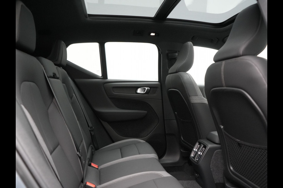 Volvo XC40 Recharge Twin Ultimate 78 kWh 408pk | Panodak | Adaptive Cruise | 360 Camera | Harman / Kardon | Lederen Sportstoelen Memory & Verwarmd | Blis | Keyless | Stuur Verwarmd | Google Assistent | Apple Carplay | DAB | 20"L.M |