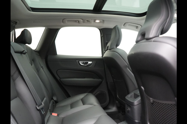 Volvo XC60 T6 AWD Plus Bright LONG RANGE PHEV 350pk Dealer O.H. | Trekhaak Af Fabriek | Panodak | Camera | Lederen Sportstoelen Memory & Verwarmd | Keyless | Stuur Verwarmd | Google Assistent | Apple Carplay | DAB | Plug In Hybrid |
