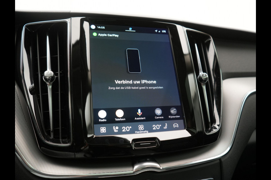 Volvo XC60 T6 AWD Plus Bright LONG RANGE PHEV 350pk Dealer O.H. | Trekhaak Af Fabriek | Panodak | Camera | Lederen Sportstoelen Memory & Verwarmd | Keyless | Stuur Verwarmd | Google Assistent | Apple Carplay | DAB | Plug In Hybrid |