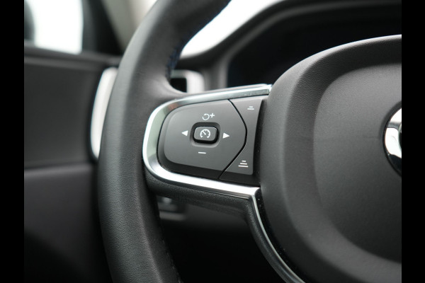 Volvo XC60 T6 AWD Plus Bright LONG RANGE PHEV 350pk Dealer O.H. | Trekhaak Af Fabriek | Panodak | Camera | Lederen Sportstoelen Memory & Verwarmd | Keyless | Stuur Verwarmd | Google Assistent | Apple Carplay | DAB | Plug In Hybrid |