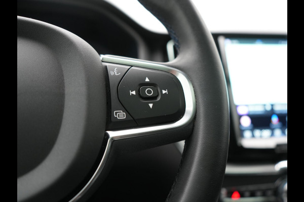 Volvo XC60 T6 AWD Plus Bright LONG RANGE PHEV 350pk Dealer O.H. | Trekhaak Af Fabriek | Panodak | Camera | Lederen Sportstoelen Memory & Verwarmd | Keyless | Stuur Verwarmd | Google Assistent | Apple Carplay | DAB | Plug In Hybrid |
