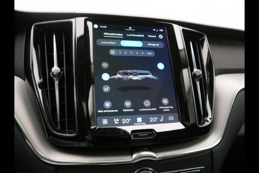 Volvo XC60 T6 AWD Plus Bright LONG RANGE PHEV 350pk Dealer O.H. | Trekhaak Af Fabriek | Panodak | Camera | Lederen Sportstoelen Memory & Verwarmd | Keyless | Stuur Verwarmd | Google Assistent | Apple Carplay | DAB | Plug In Hybrid |