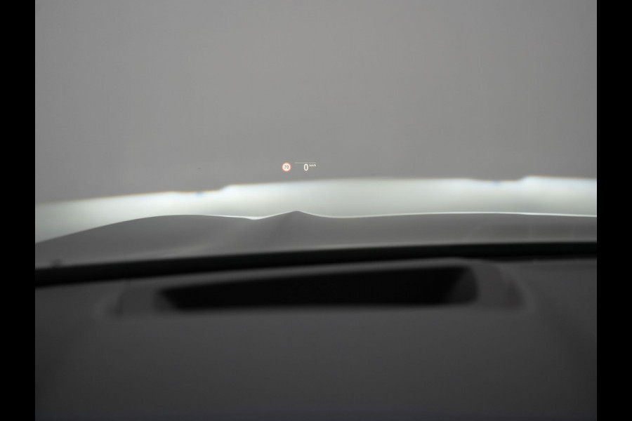 BMW iX3 M Sport 80 kWh 286pk Dealer O.H. | Trekhaak Af Fabriek | Panodak | Head Up | Adaptive Cruise | 360 Camera | Adaptief Onderstel | Harman / Kardon | Lederen Sportstoelen Memory & Verwarmd | Keyless | Blis | Apple Carplay | Sfeerverlichting | Navigatie | DAB | 20"L.M |