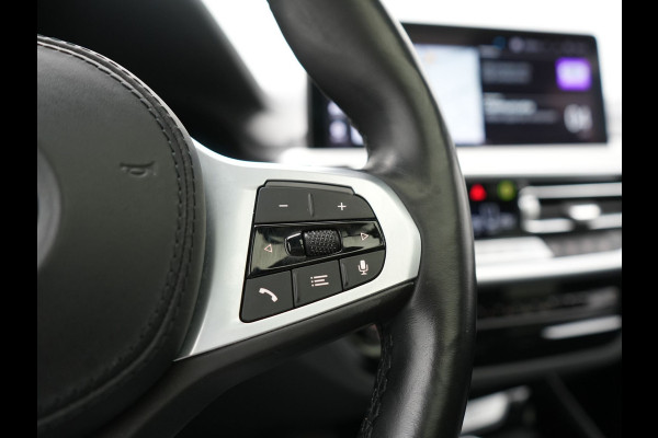 BMW iX3 M Sport 80 kWh 286pk Dealer O.H. | Trekhaak Af Fabriek | Panodak | Head Up | Adaptive Cruise | 360 Camera | Adaptief Onderstel | Harman / Kardon | Lederen Sportstoelen Memory & Verwarmd | Keyless | Blis | Apple Carplay | Sfeerverlichting | Navigatie | DAB | 20"L.M |