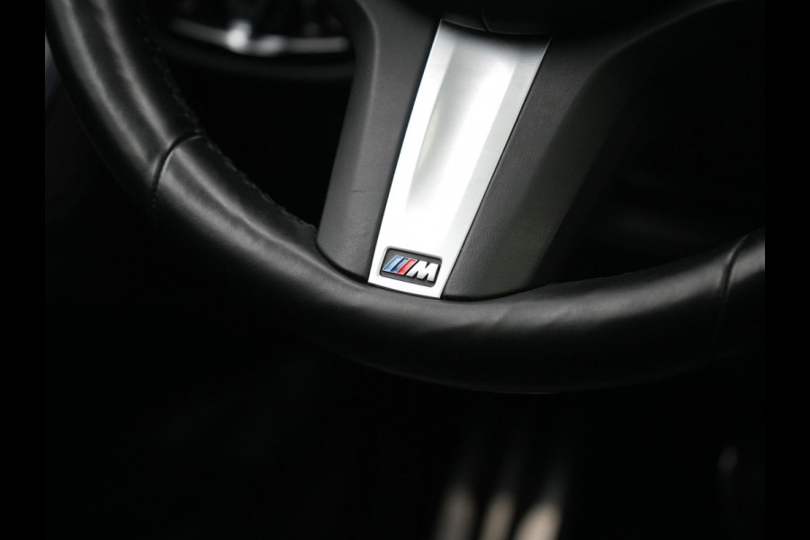 BMW iX3 M Sport 80 kWh 286pk Dealer O.H. | Trekhaak Af Fabriek | Panodak | Head Up | Adaptive Cruise | 360 Camera | Adaptief Onderstel | Harman / Kardon | Lederen Sportstoelen Memory & Verwarmd | Keyless | Blis | Apple Carplay | Sfeerverlichting | Navigatie | DAB | 20"L.M |