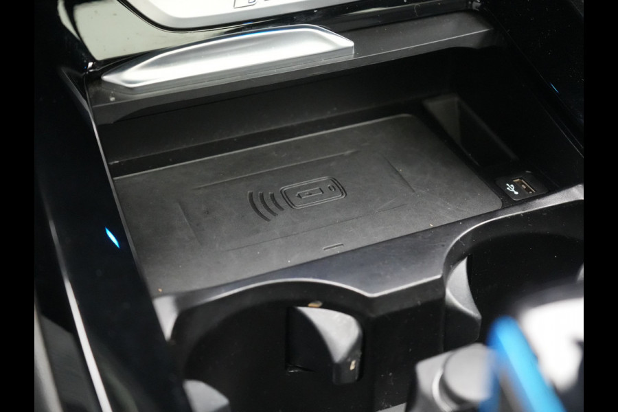 BMW iX3 M Sport 80 kWh 286pk Dealer O.H. | Trekhaak Af Fabriek | Panodak | Head Up | Adaptive Cruise | 360 Camera | Adaptief Onderstel | Harman / Kardon | Lederen Sportstoelen Memory & Verwarmd | Keyless | Blis | Apple Carplay | Sfeerverlichting | Navigatie | DAB | 20"L.M |