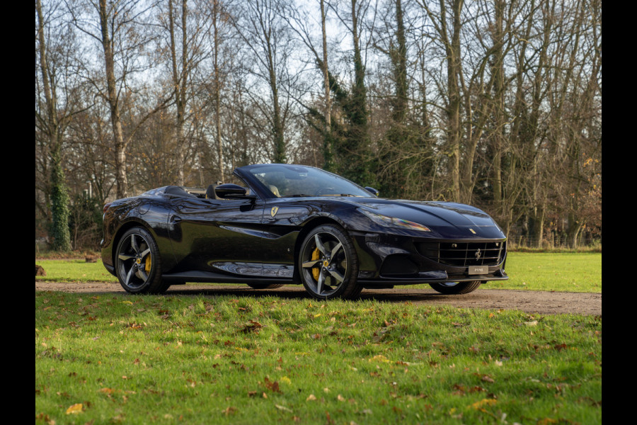 Ferrari Portofino M 3.9 V8 | VERWACHT | Blu America! | Pass. display | Veel alcantara! | Carbon interieur