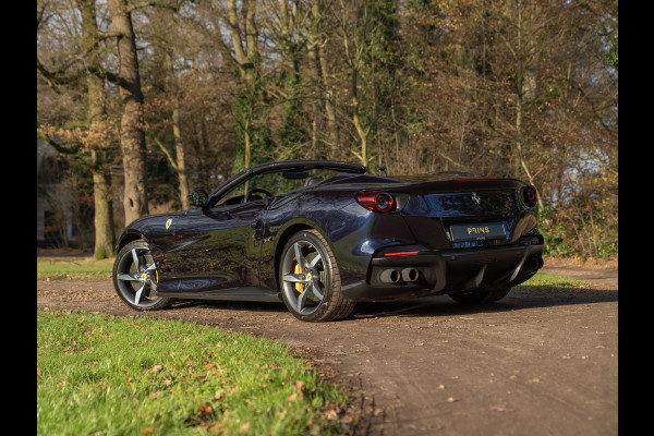 Ferrari Portofino M 3.9 V8 | VERWACHT | Blu America! | Pass. display | Veel alcantara! | Carbon interieur