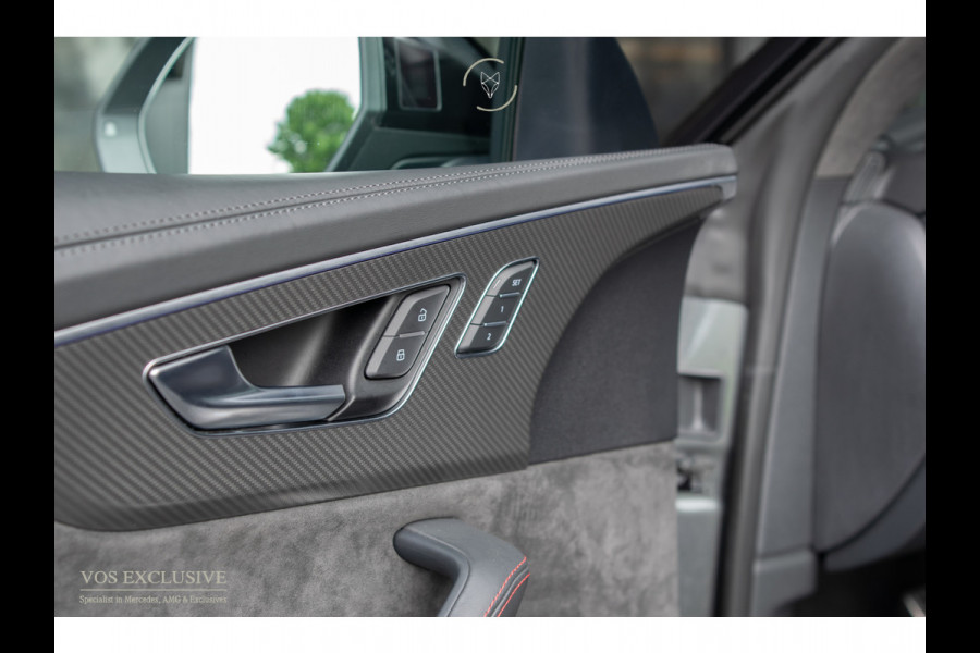 Audi Q8 4.0 TFSI RS Q8 Quattro 700PK URBAN|FULL CARBON|23" Vossen|Ceramic|RS Dynamic|B&O 3D Advanced||ACC|Uitlaatsysteem|Keyless|Softclose|Standkachel|360°